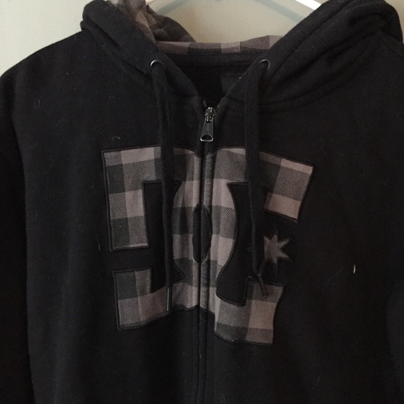 Men’s DC Hoodie - Picture 2 of 3